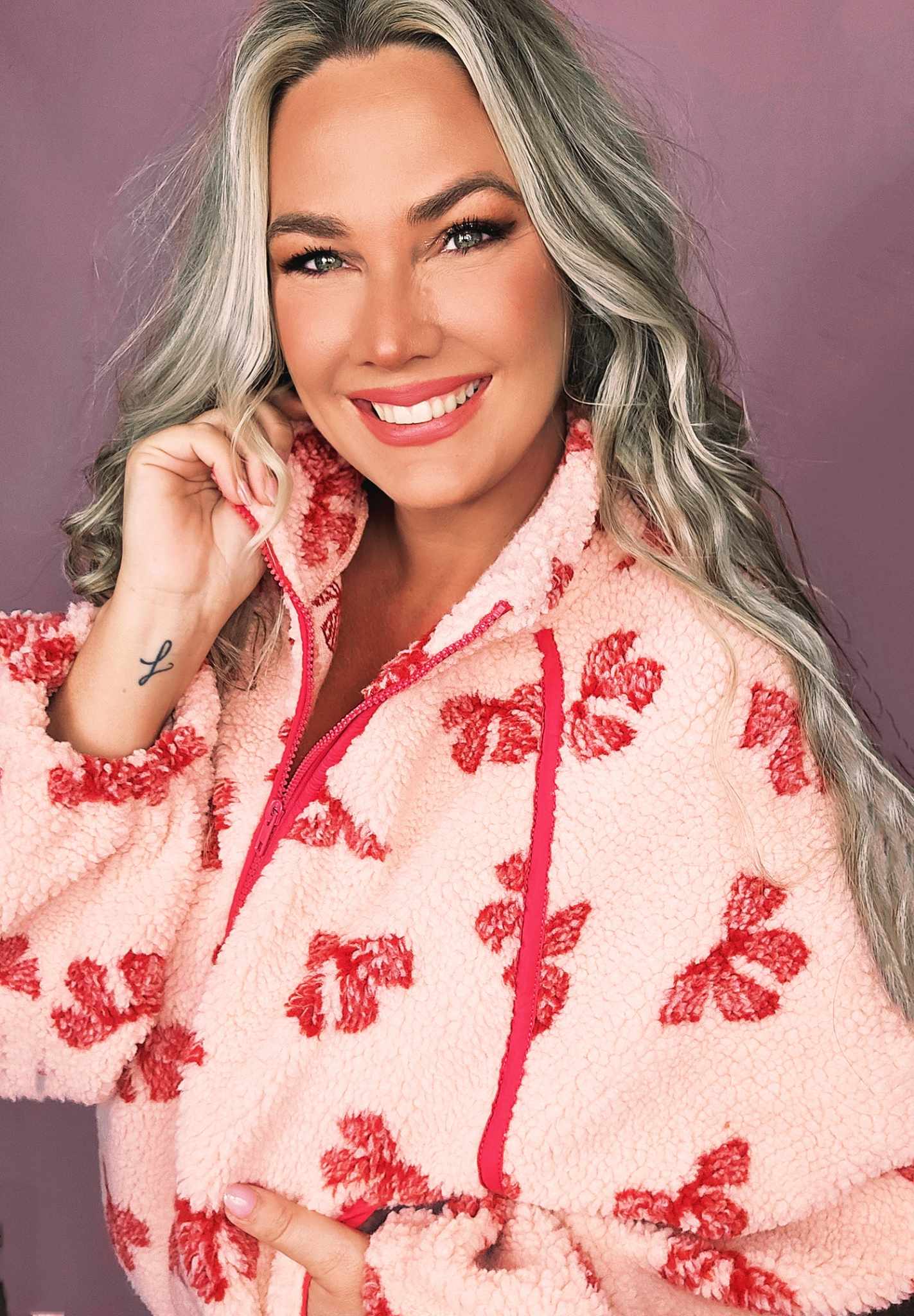 Bow Babe Pullover