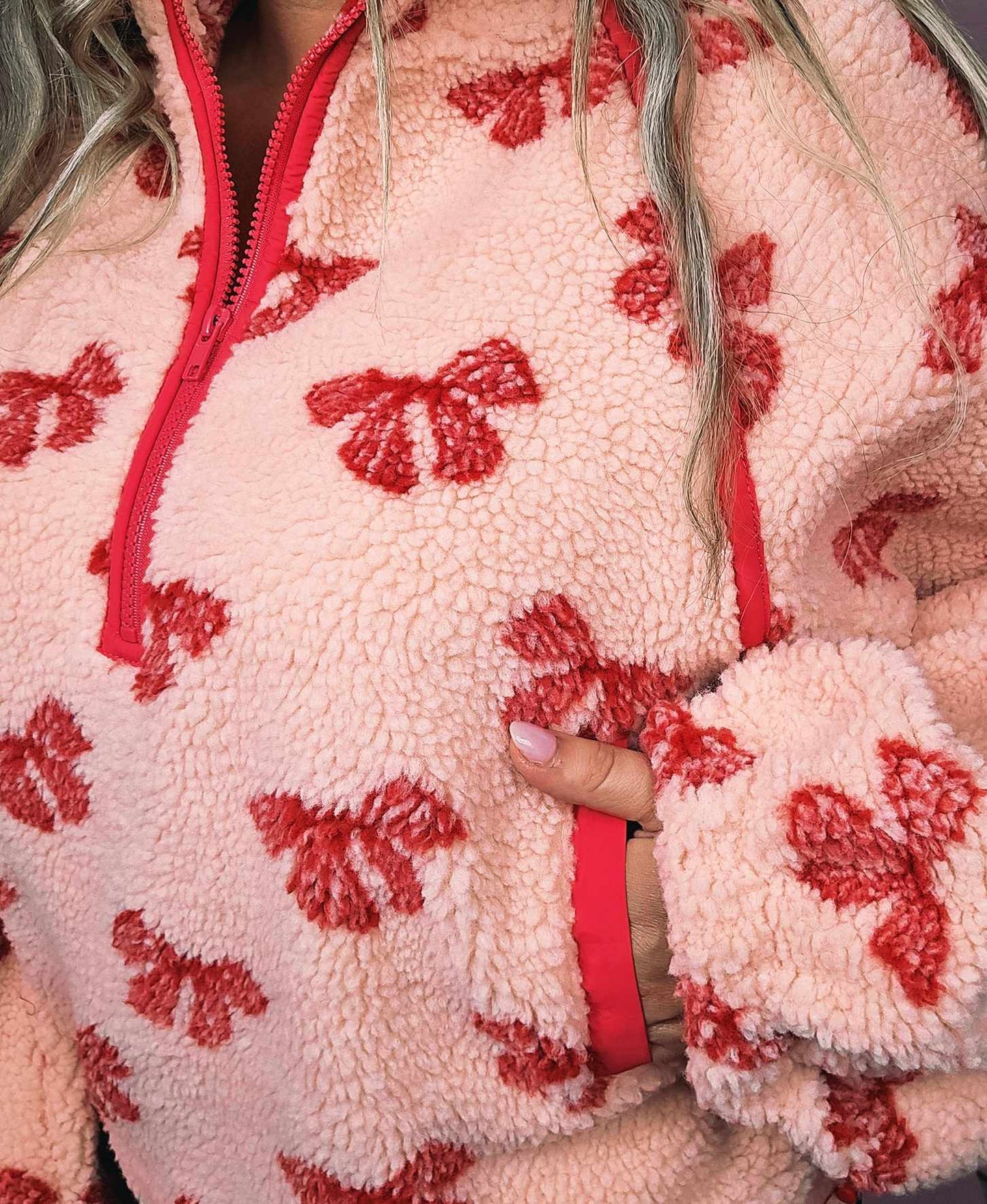 Bow Babe Pullover