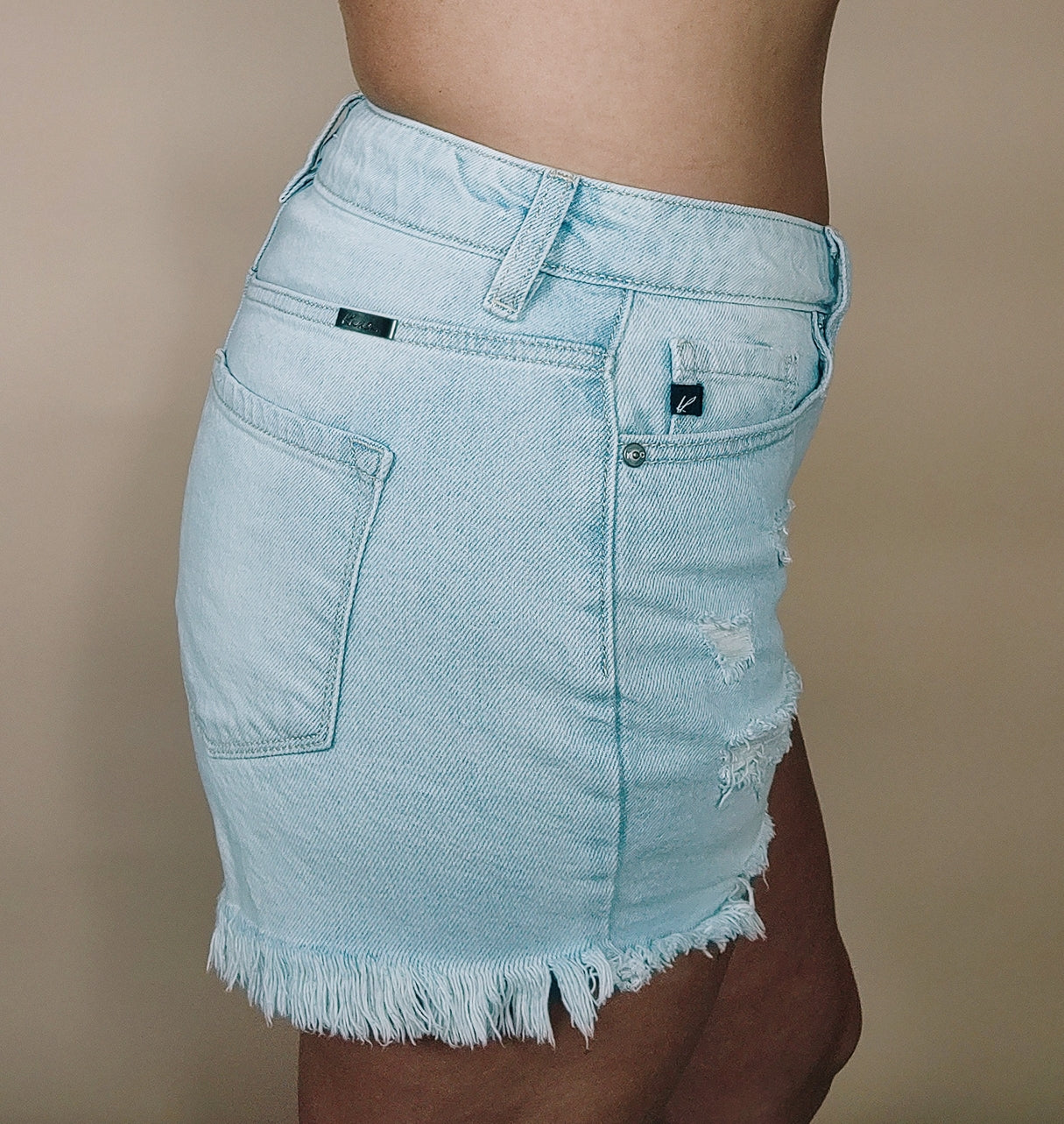 Kan Can Shorts