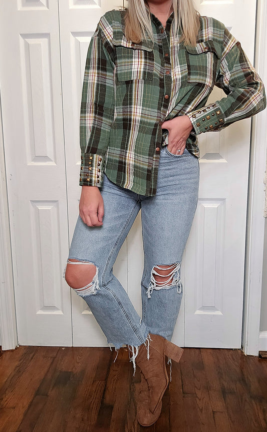 Evergeen Stud Button Up