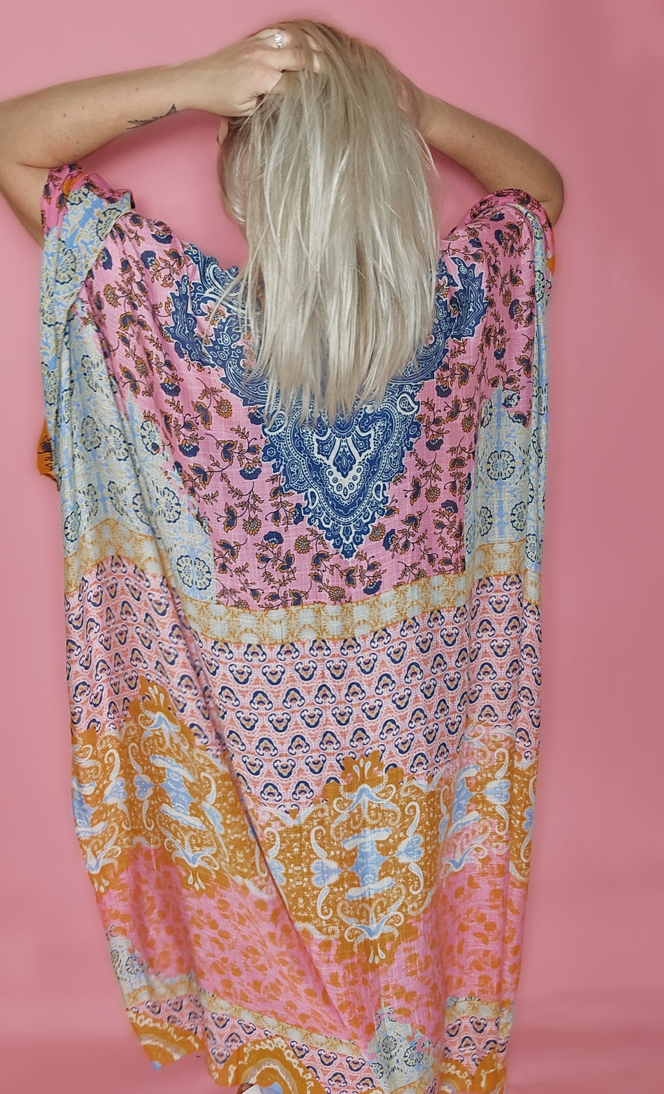 Intricate Demask Kimono